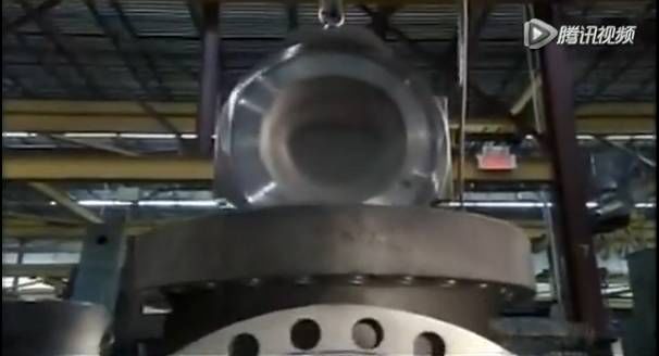 比人還大的大型閥門是怎么制造出來的?- 比人還大的大型閥門是怎么制造出來的?-