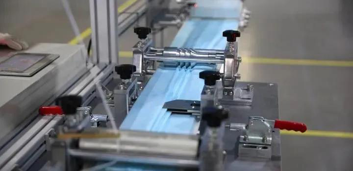 是跨界演繹，還是實力展現(xiàn)？利歐宣布口罩生產(chǎn)線投產(chǎn)，日產(chǎn)能100萬只